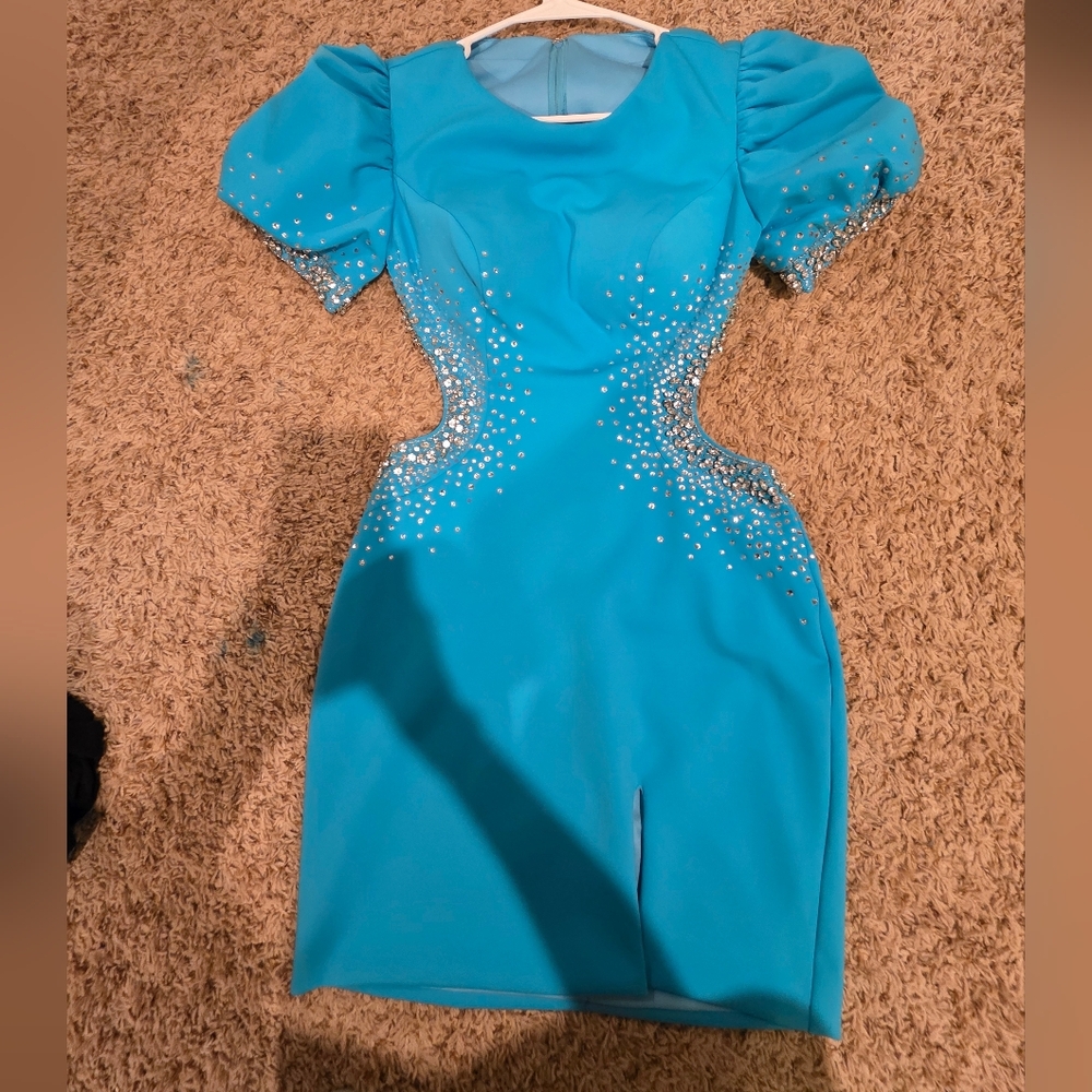 Elegant Blue Dress with Rhinestone Accents